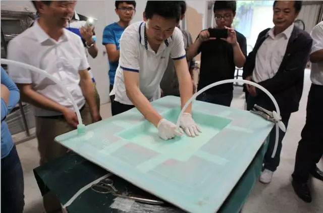 廣東博皓致力于幫助客戶(hù)成長(zhǎng)，為客戶(hù)創(chuàng)造價(jià)值，開(kāi)辦培訓(xùn)班，不遺余力地和他們一起投身到行業(yè)交流互惠的活動(dòng)之中