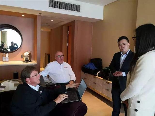 Stoner團隊與廣東博皓團隊一齊探討脫模劑新產(chǎn)品市場應用-1