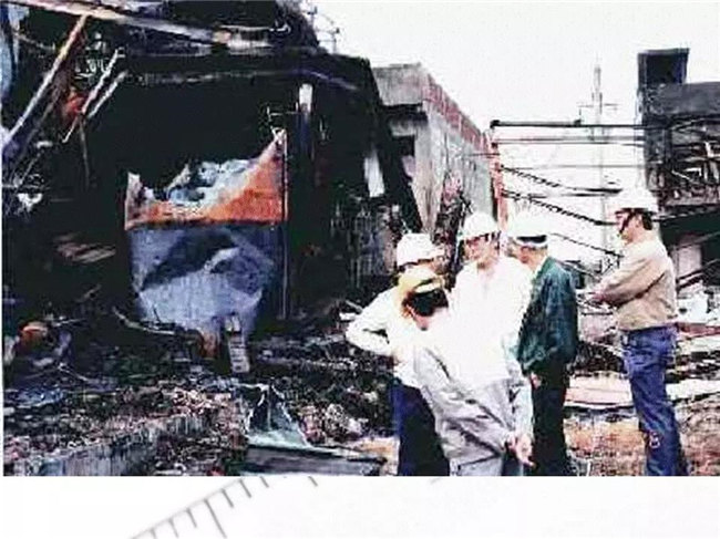 UPR/VE固化劑過氧化甲乙酮爆炸事故現(xiàn)場(chǎng)圖-3